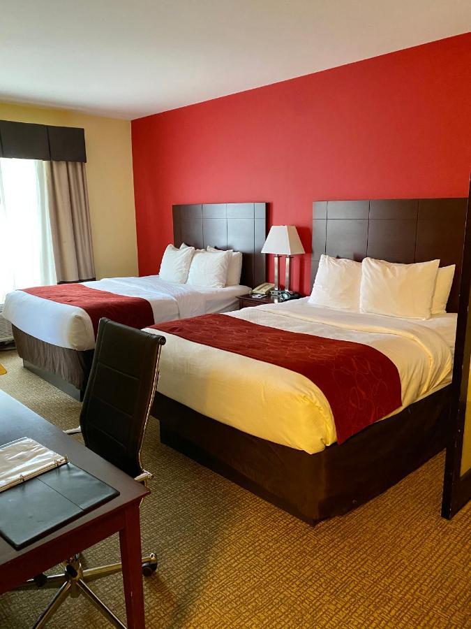 Efficiency Queen Suite with Two Queen Beds - Accessible/Non-Smoking